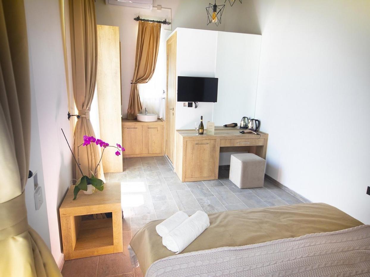 Avenue Hotel Kyrenia  Bagian luar foto
